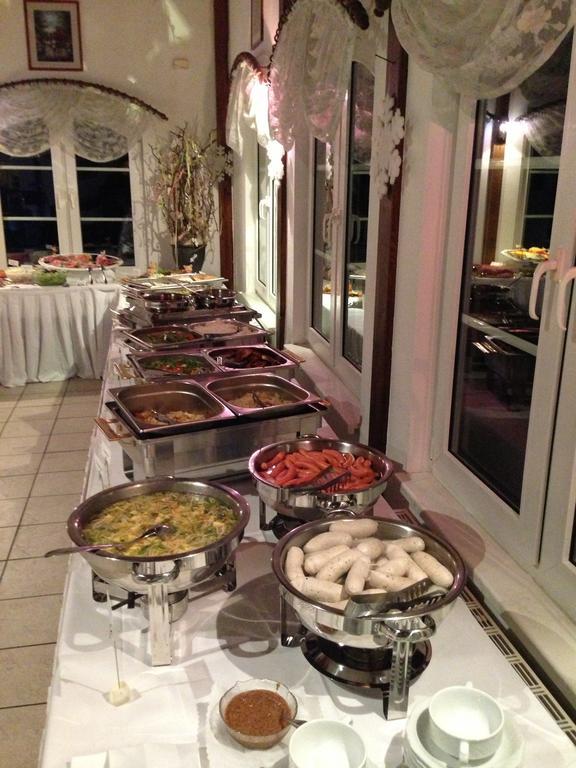 Hotel & Restaurant Zur Spreewaelderin Golßen Екстериор снимка