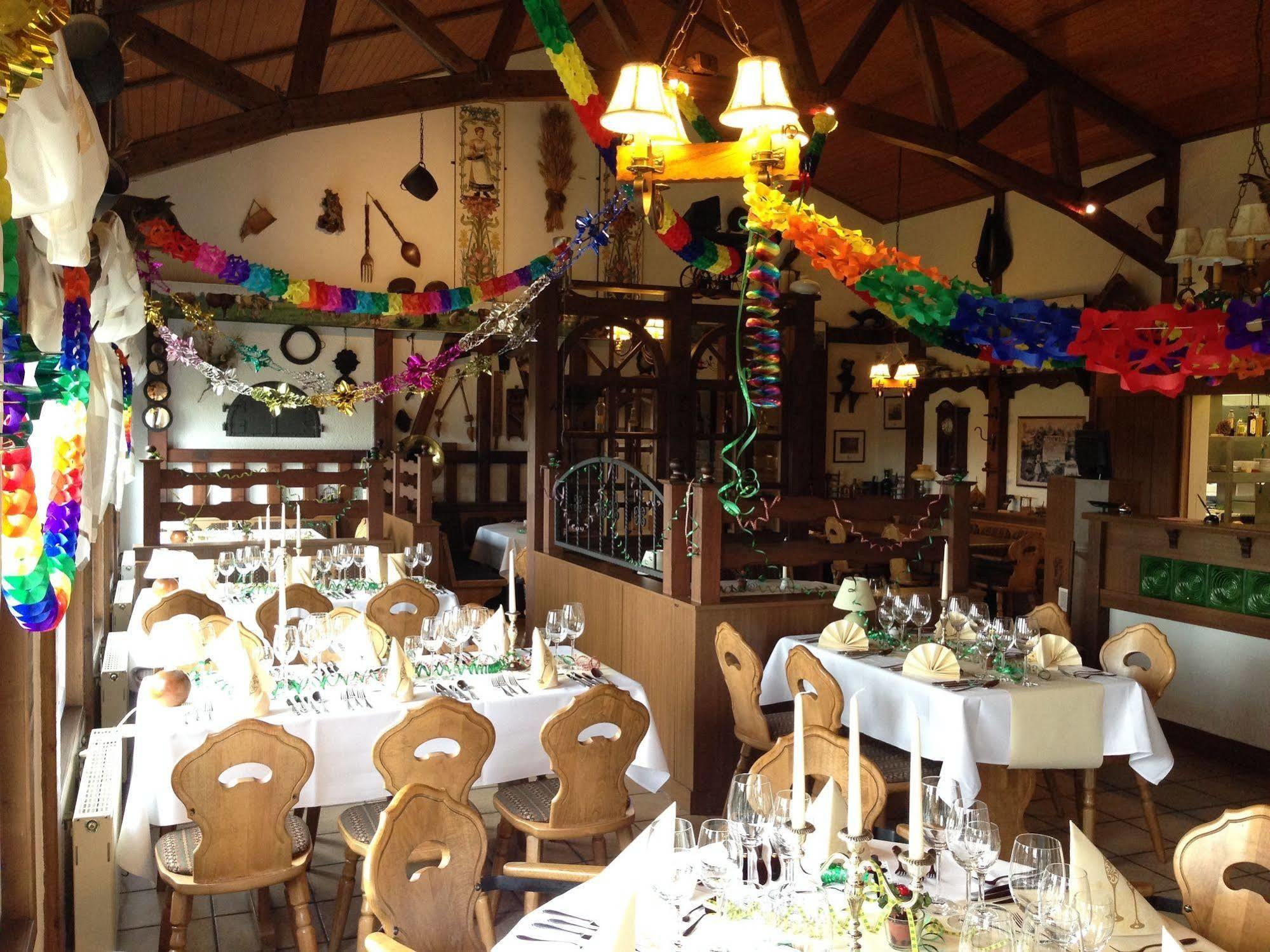 Hotel & Restaurant Zur Spreewaelderin Golßen Екстериор снимка