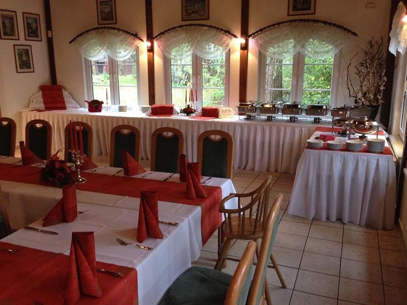 Hotel & Restaurant Zur Spreewaelderin Golßen Екстериор снимка